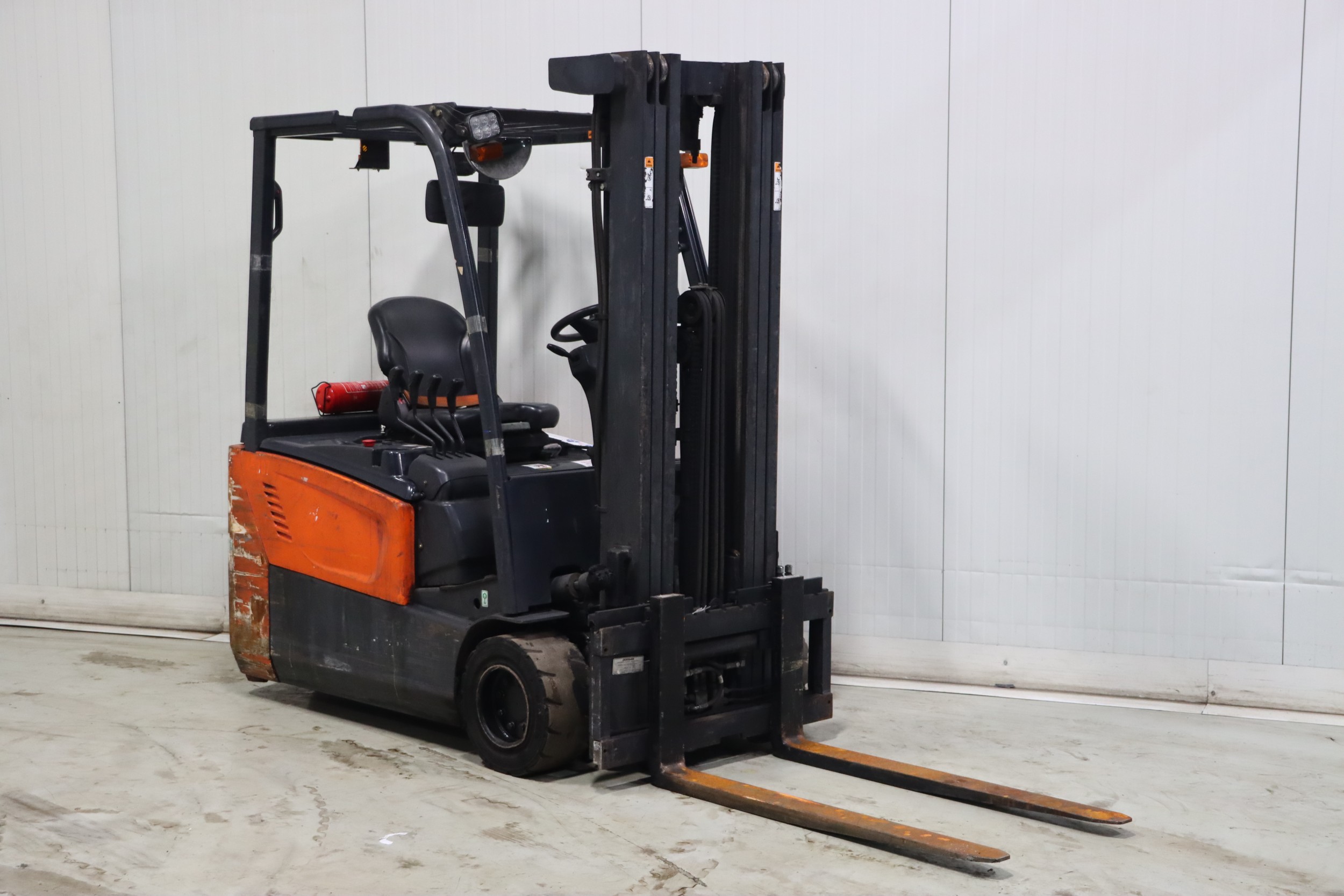 Doosan B20T-7
