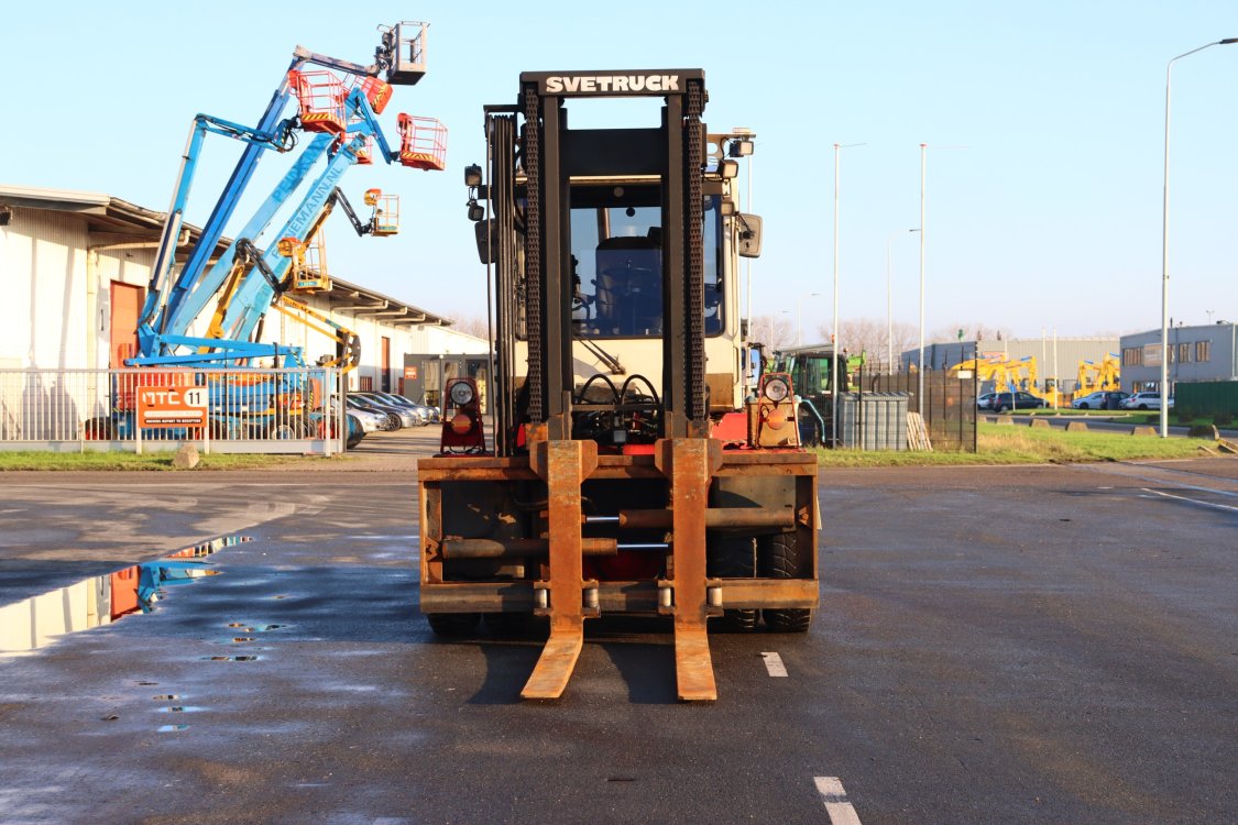 SVE Truck 1560-35 - Ay77 3 - AY77