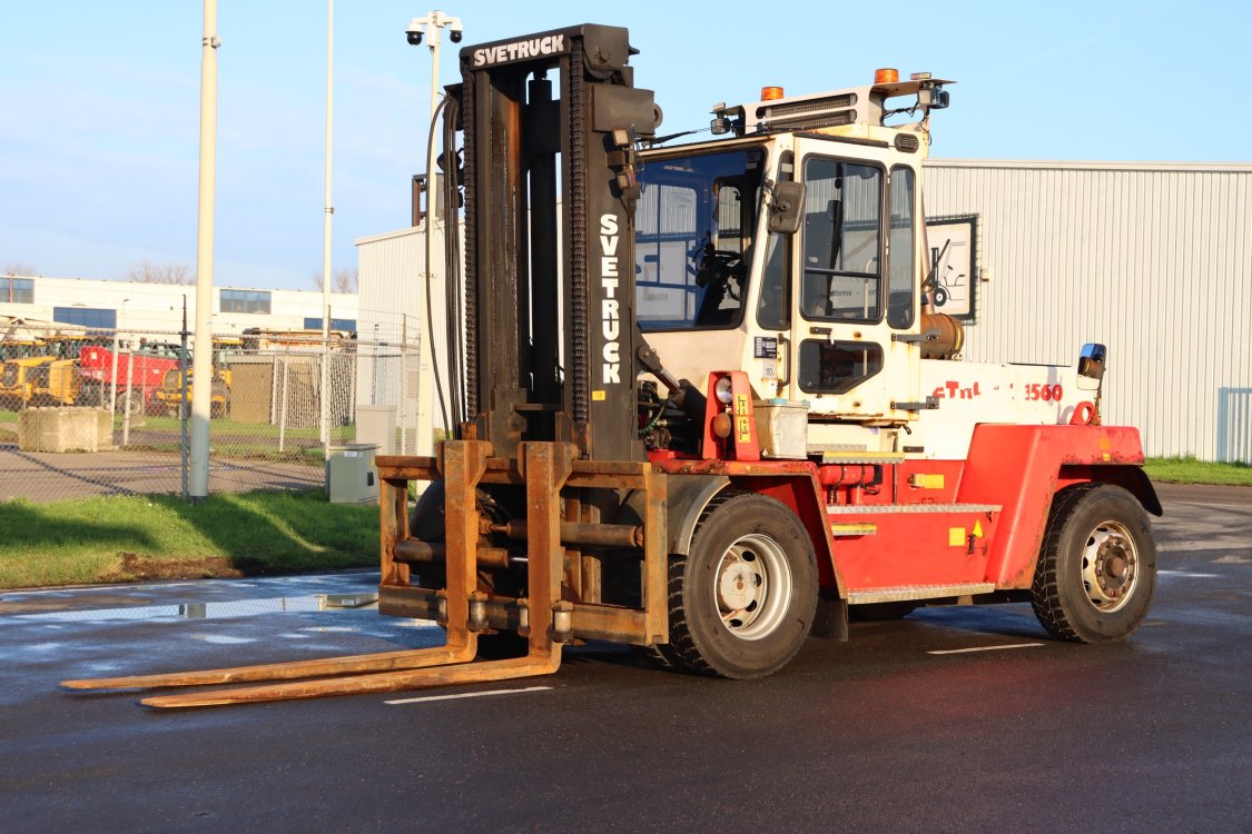 SVE Truck 1560-35 - Ay77 4 - AY77