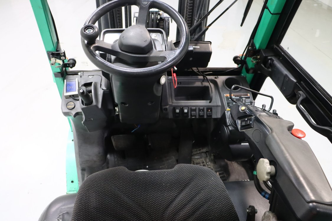 Mitsubishi FG15NT - Cb03 2 - CB03