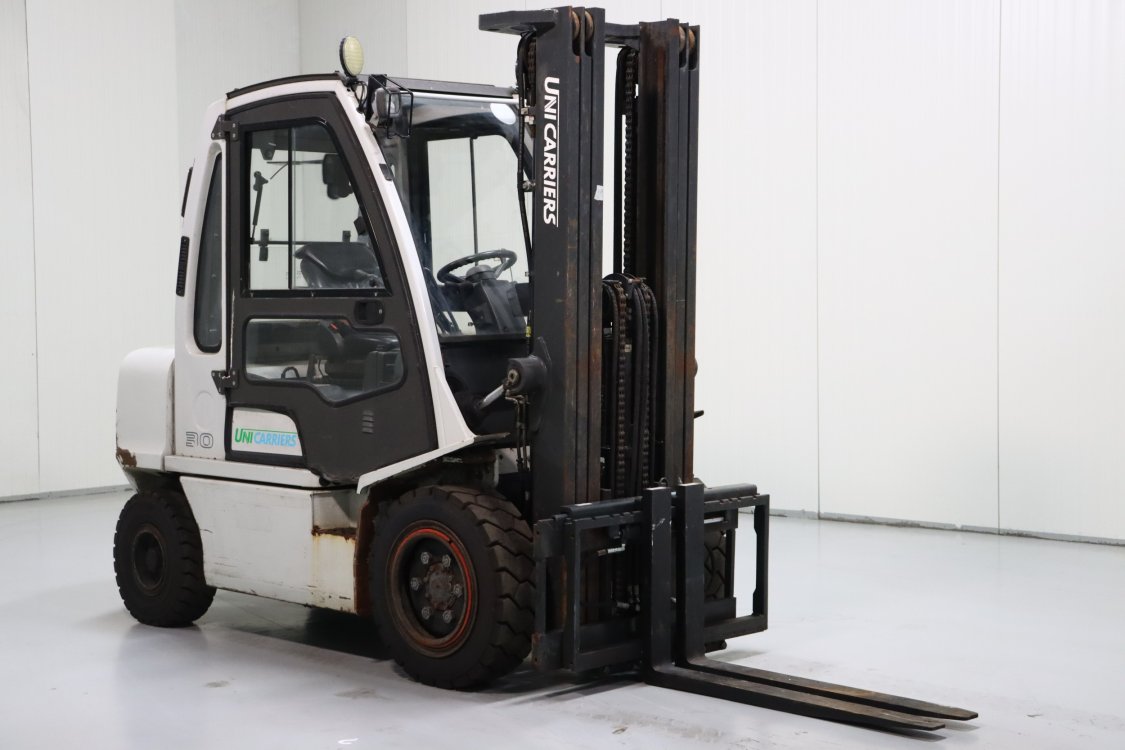 Nissan YG1D2A30Q - Cb48 1 - CB48