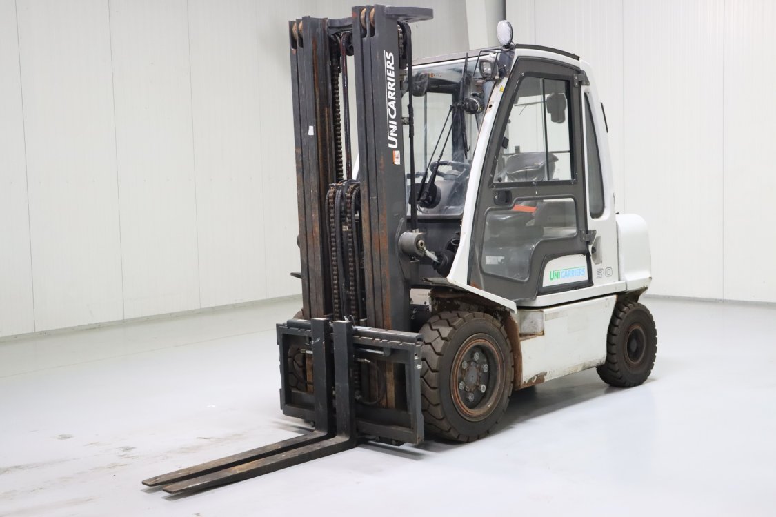 Nissan YG1D2A30Q - Cb48 5 - CB48