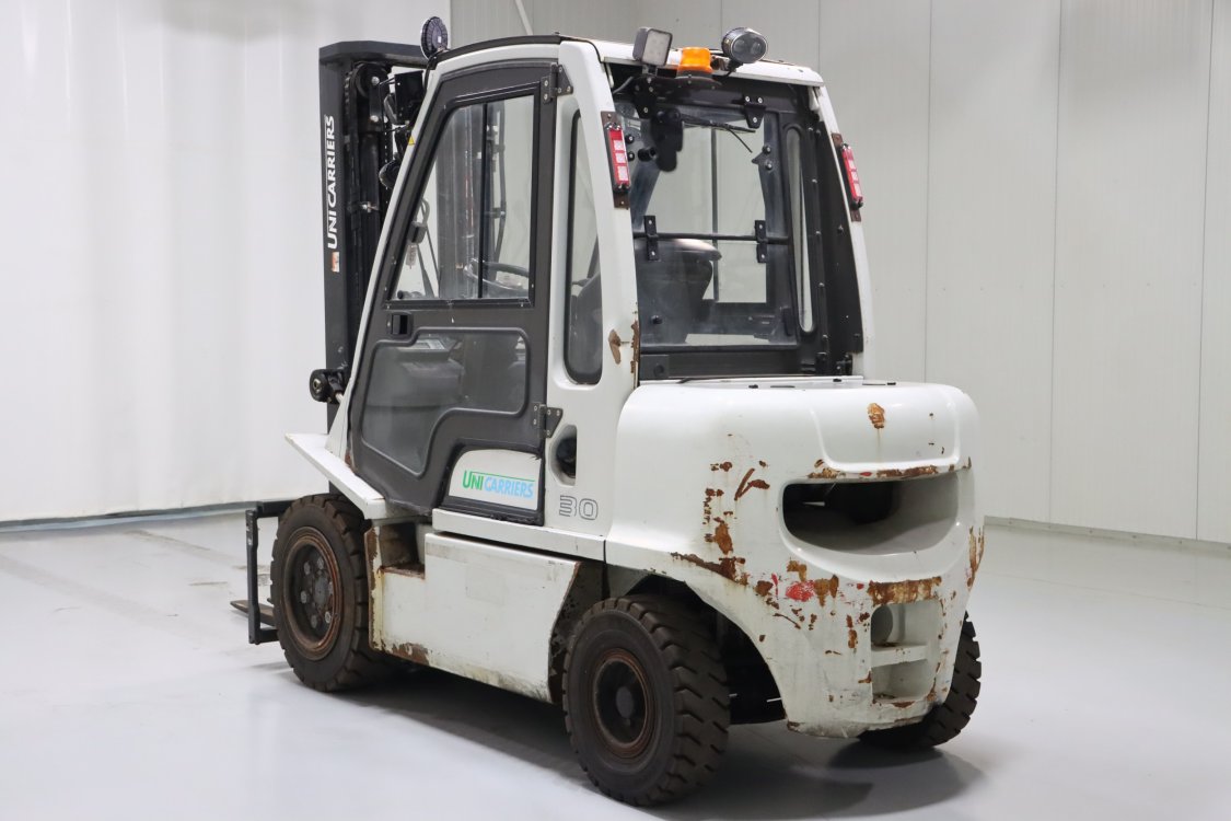 Nissan YG1D2A30Q - Cb48 6 - CB48
