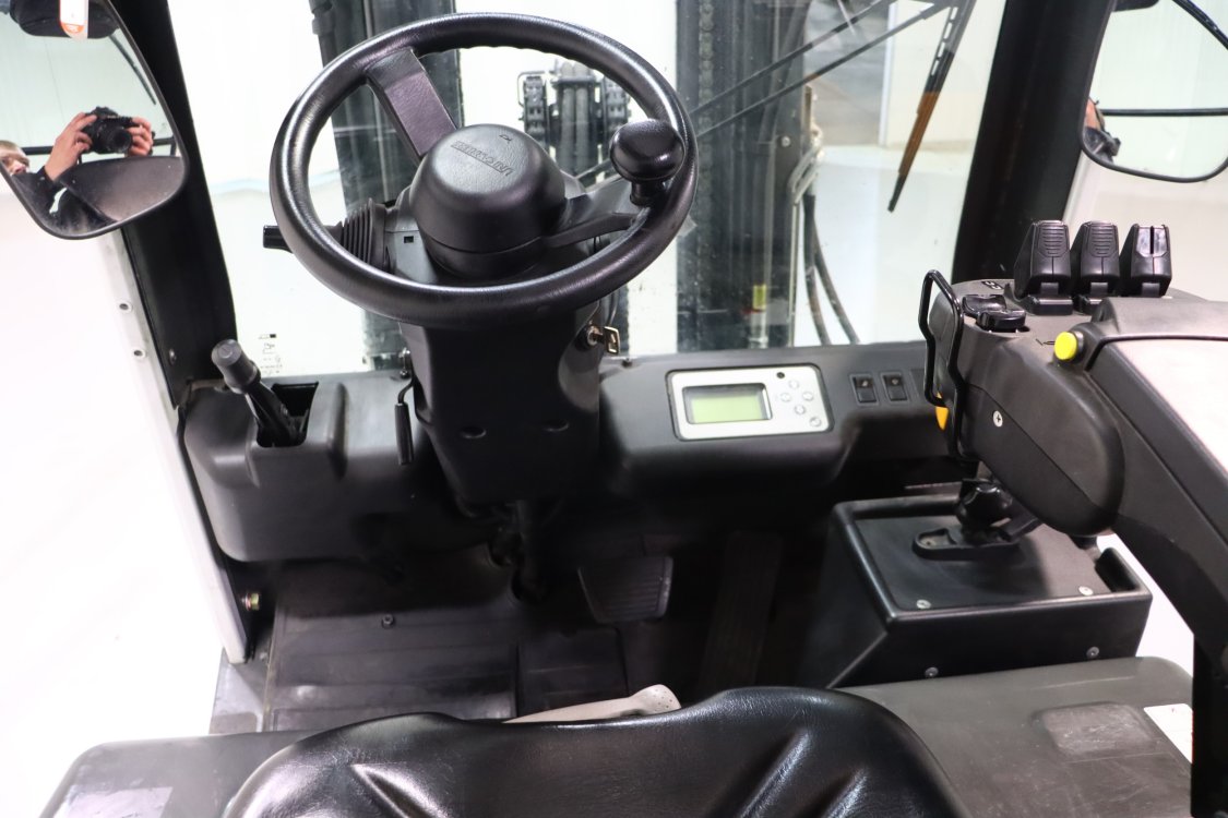 Nissan G1Q2L25Q - Cb54 2 - CB54