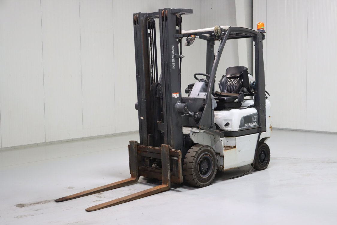 Nissan P1D1A18LQ - Cb71 4 - CB71