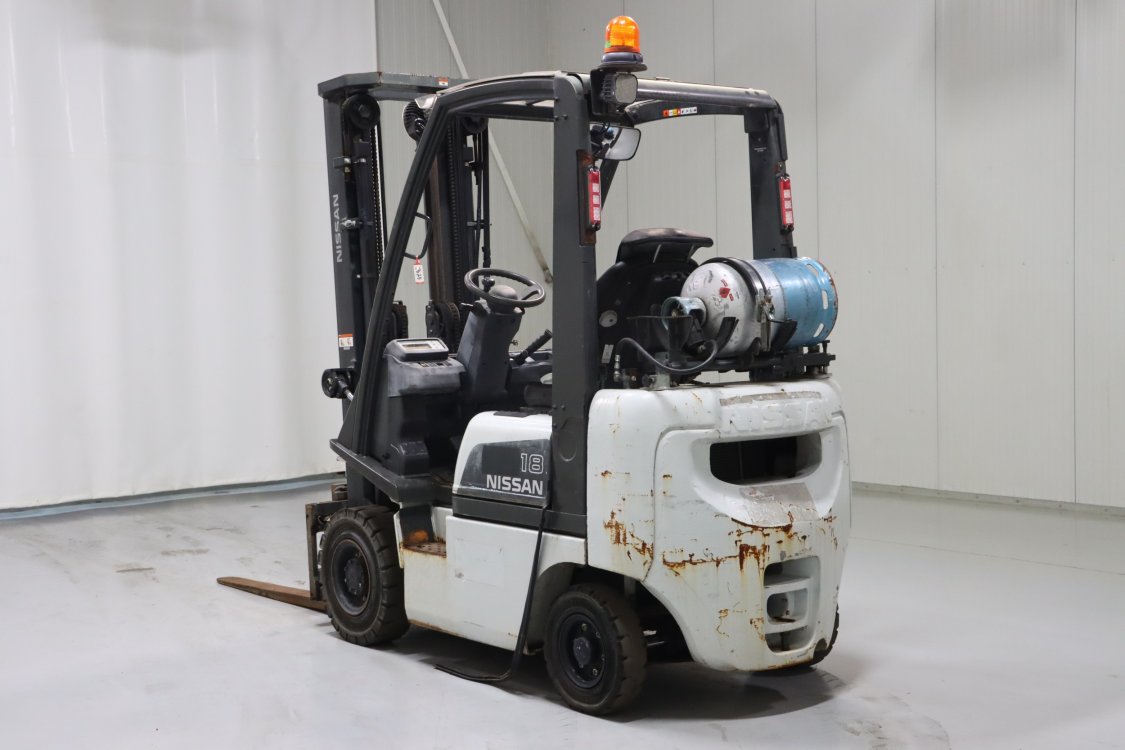 Nissan P1D1A18LQ - Cb71 5 - CB71