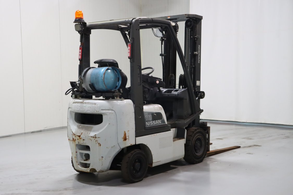 Nissan P1D1A18LQ - Cb71 7 - CB71