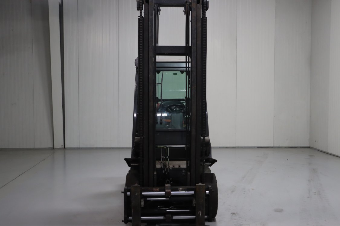 Nissan U1D2A25LQ - Cb78 4 - CB78
