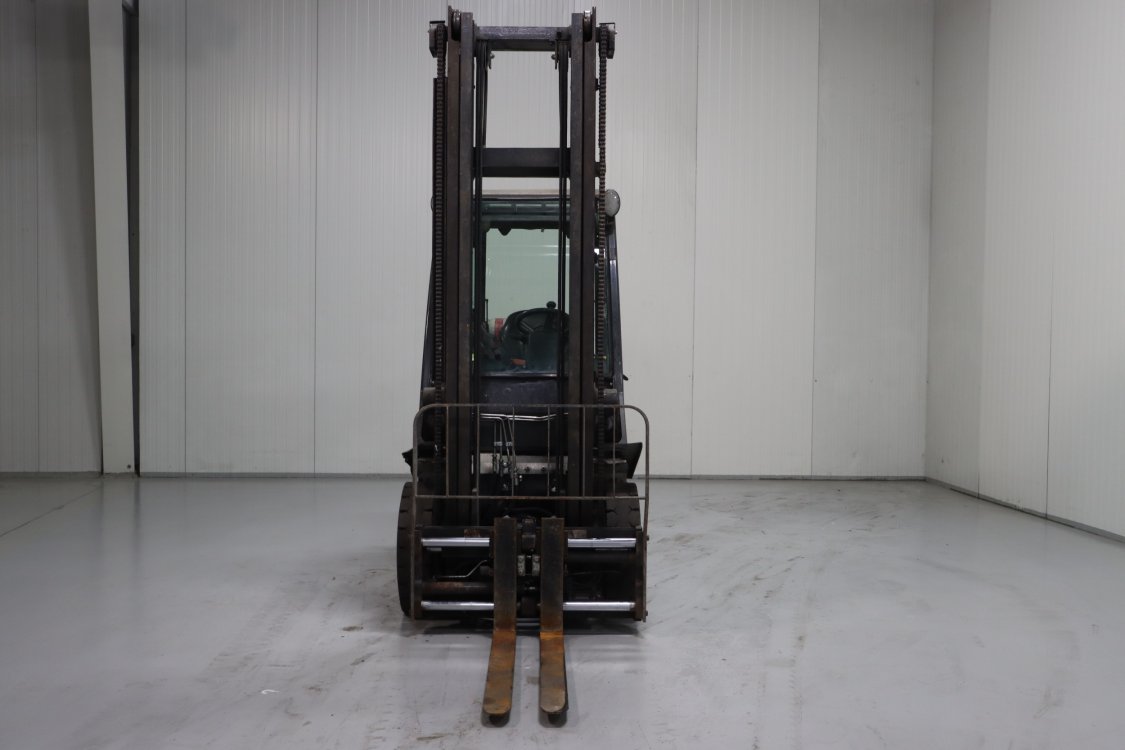 Nissan U1D2A25LQ - Cb83 3 - CB83