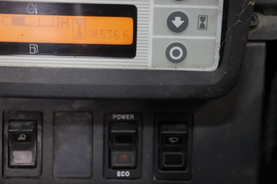 Nissan U1D2A25LQ - Cb84 9 - CB84
