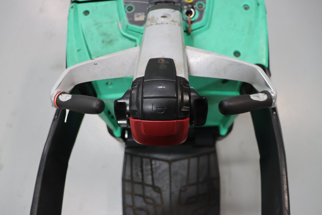 Mitsubishi PBV20N2 - Cb98 3 - CB98