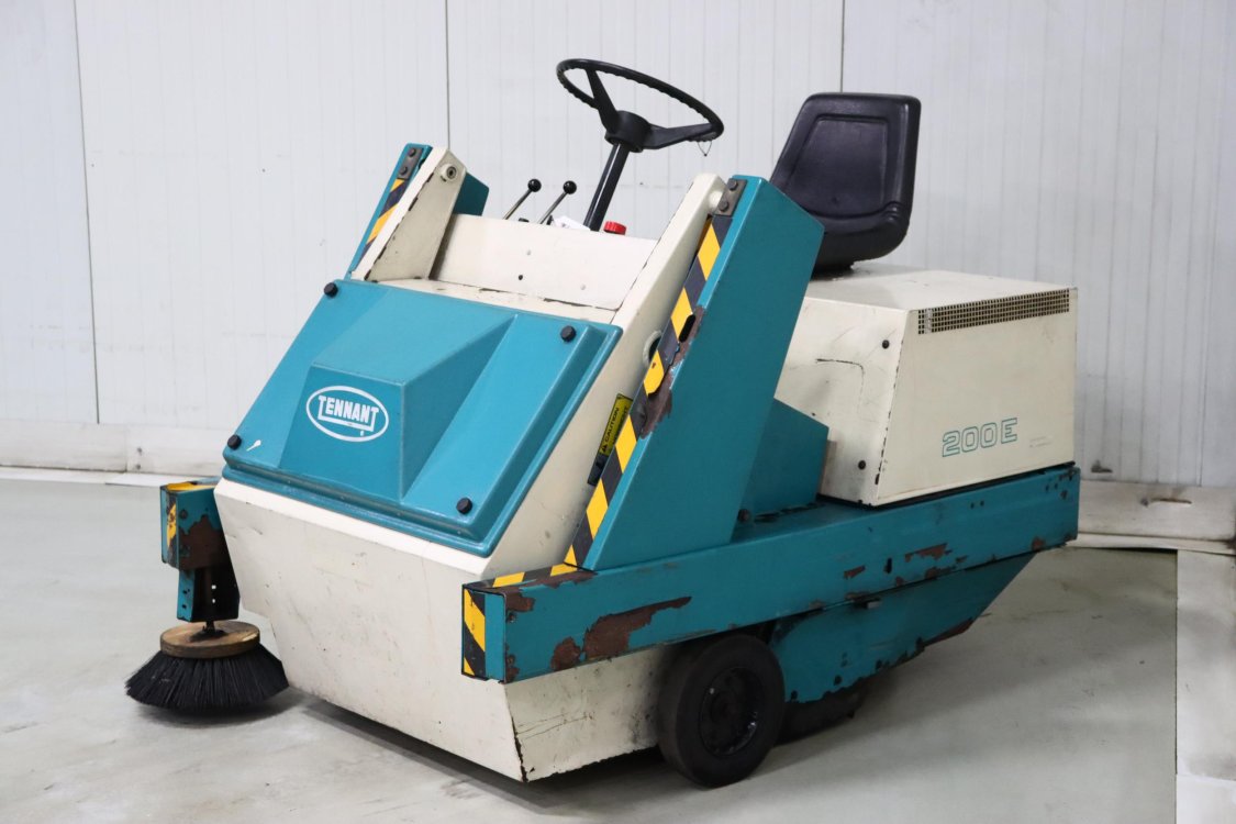 Tennant 200E - Ce15 3 - CE15