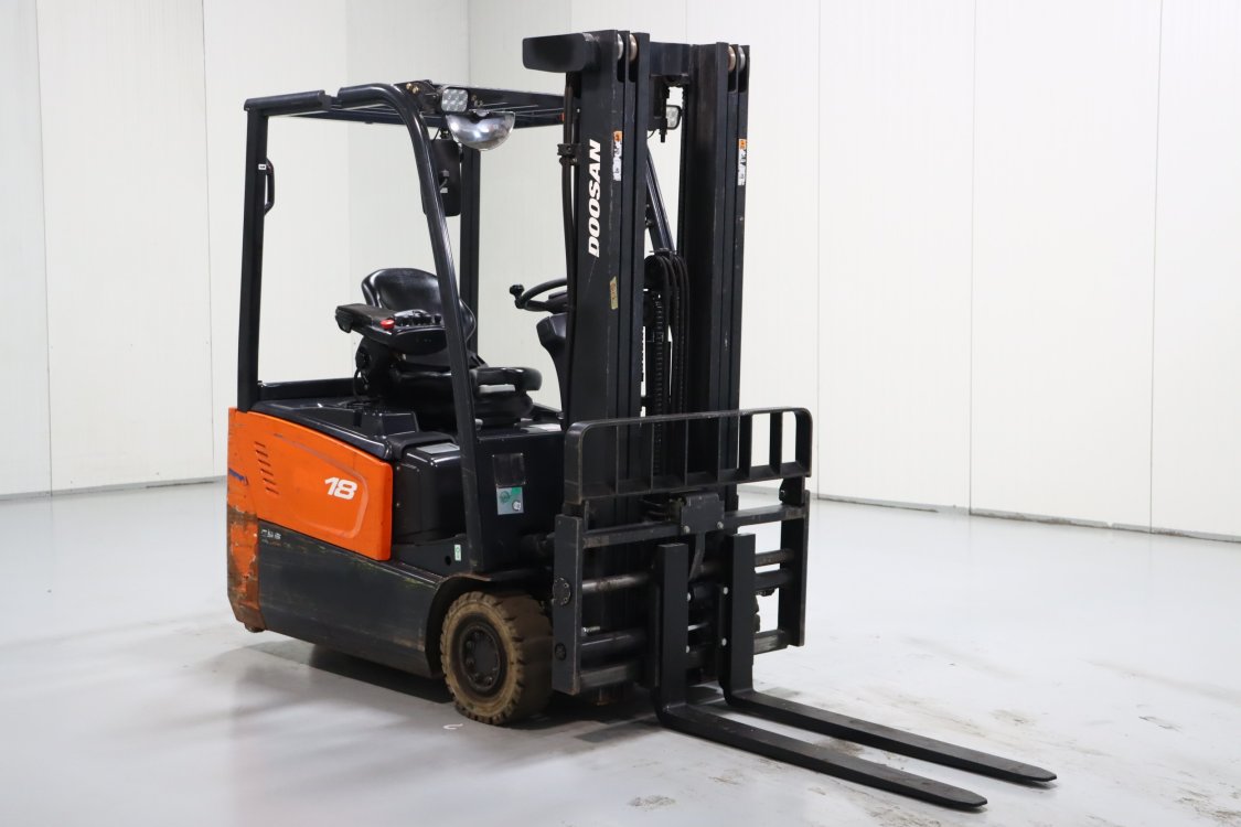 Doosan B18T-7 - Cf12 1 - CF12