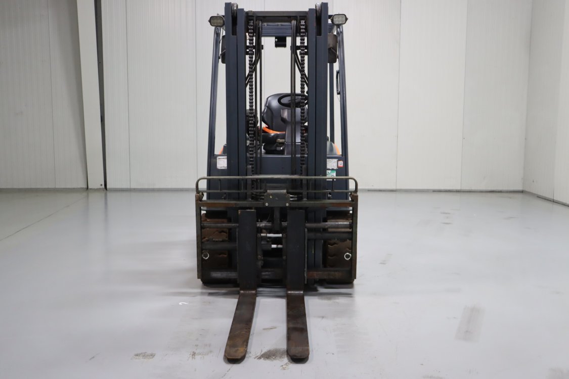 Doosan B35X-7 - Cf16 3 - CF16