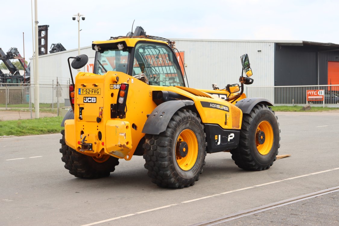 JCB 560-80 Agri Super - Cf18 8 - CF18