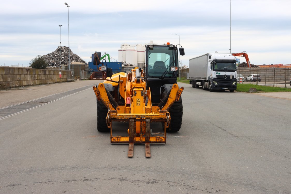 JCB 540-140 - Cf19 3 - CF19