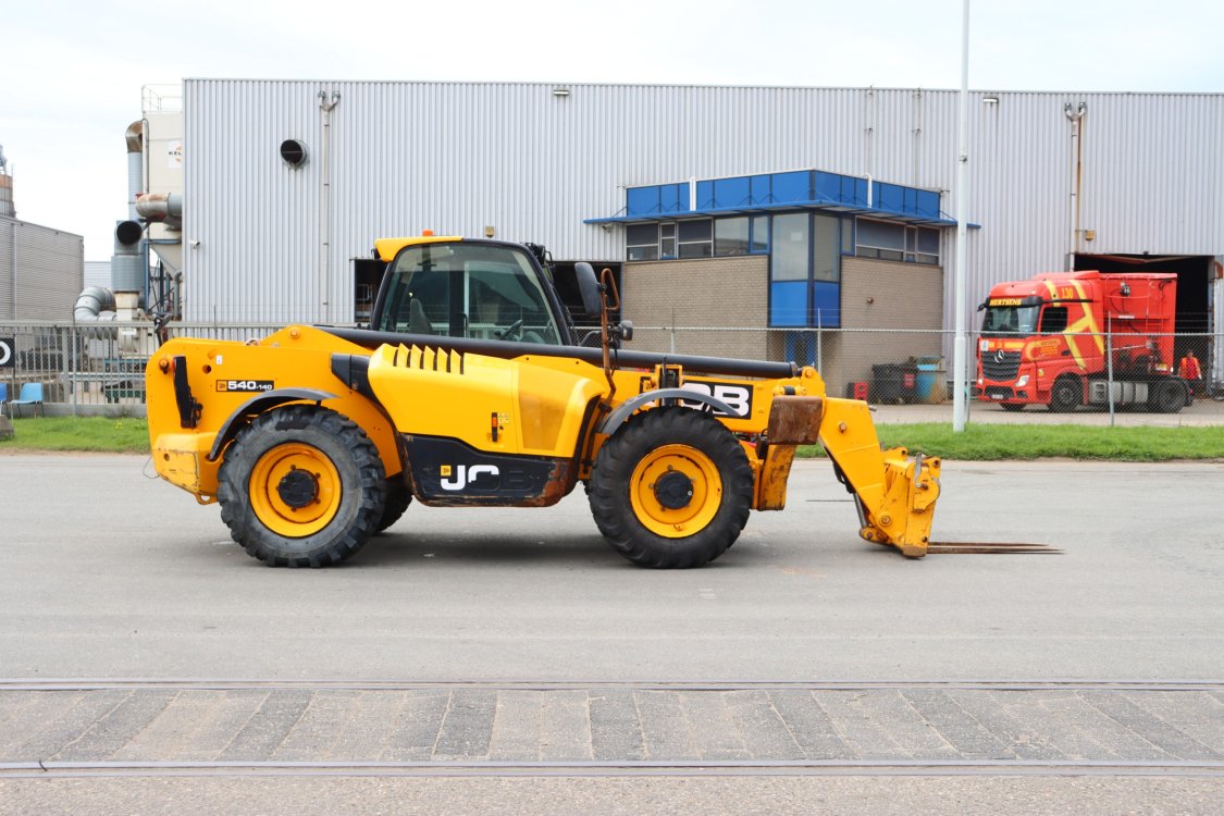 JCB 540-140 - Cf19 9 - CF19