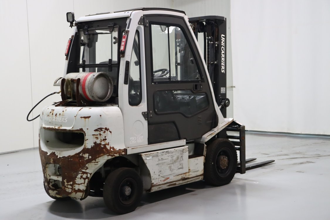 Nissan U1D2A25LQ - Cg08 7 - CG08