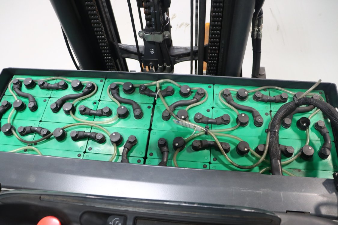 Linde R14G-01 - Cl37 8 - CL37